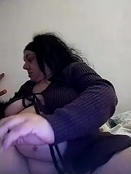 BustyBabyOfficial online show from December 13, 10:23 pm