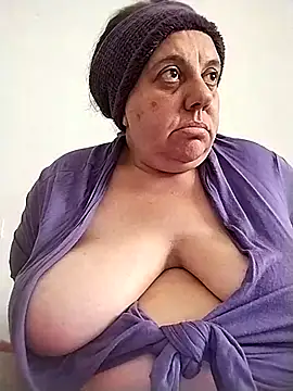 BustyBabyOfficial online show from October 17, 1:25 pm