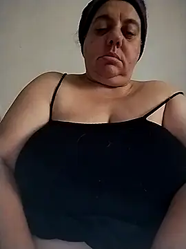 BustyBabyOfficial online show from November 2, 1:46 pm