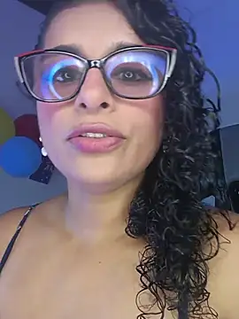 Snapshot of Alizon_1 chatting on June 20, 6:22 pm Alizon 1 online show from June 20, 6:22 pm