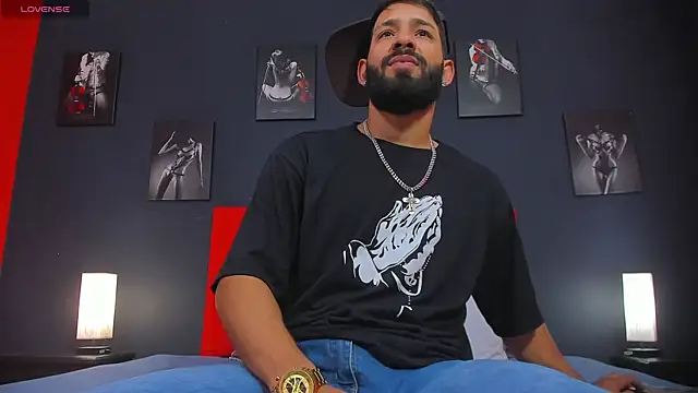 Thiagogomez online show from December 12, 12:33 pm