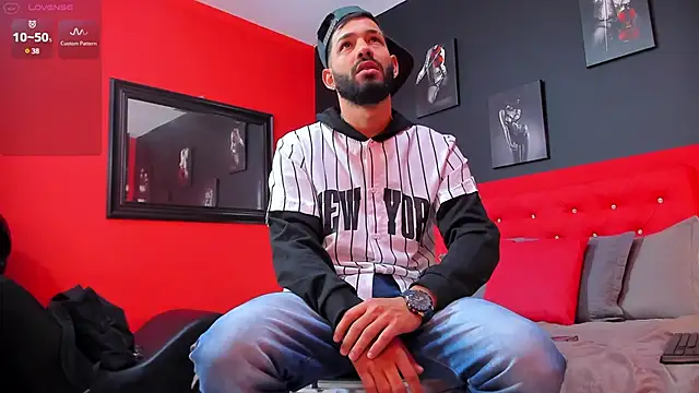 Thiagogomez online show from December 29, 12:23 pm