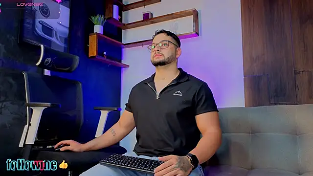 Andrew Brown online show from October 24, 7:32 pm