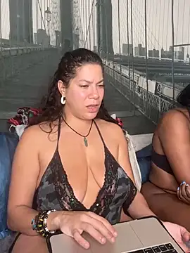 Bigbuttbrooklynn online show from February 23, 6:39 am