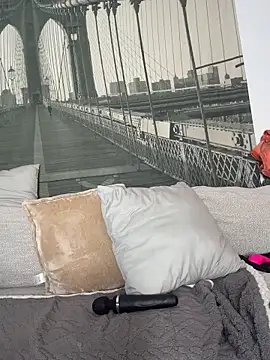 Bigbuttbrooklynn online show from April 11, 5:56 am