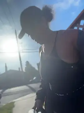Bigbuttbrooklynn online show from April 24, 3:03 pm