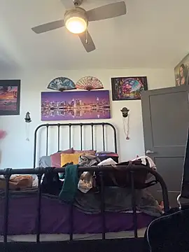 Bigbuttbrooklynn online show from May 13, 10:38 pm