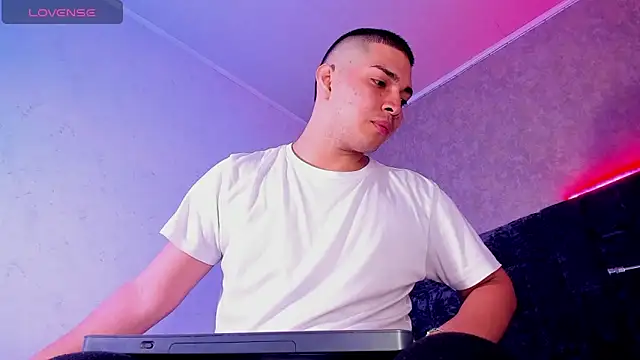 JUANDIAMONDS98 online show from February 15, 1:05 pm