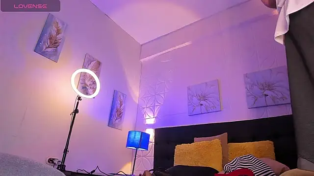 JUANDIAMONDS98 online show from September 29, 1:49 pm