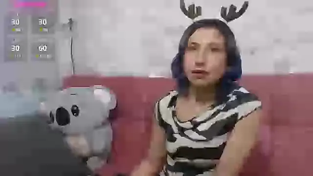Snapshot of SkarletJhonson_ chatting on December 18, 3:58 am SkarletJhonson online show from December 18, 3:58 am