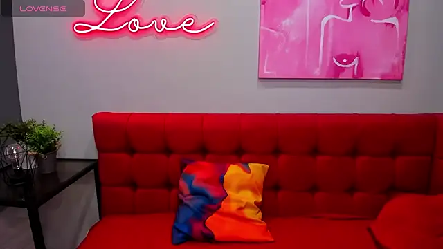 Snapshot of Inna_Lovely chatting on November 27, 8:49 am Inna Lovely online show from November 27, 8:49 am