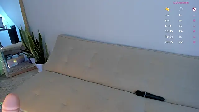 Snapshot of sweet_pink_ chatting on September 21, 10:50 am sweet pink  online show from September 21, 10:50 am