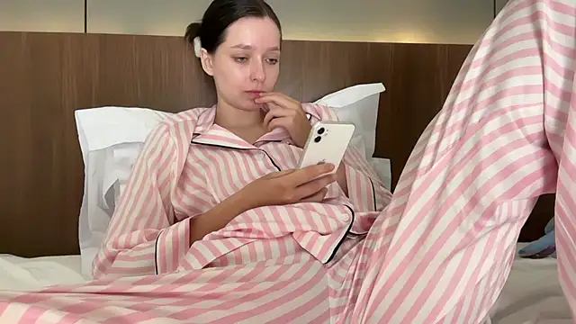  liatris  online show from December 9, 11:47 am