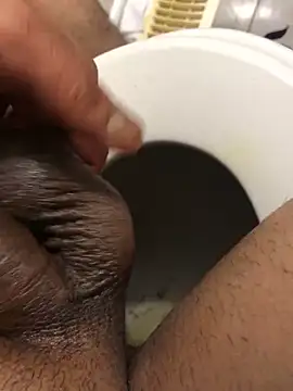 Lun4chuut online show from January 3, 8:00 am