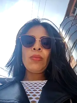 Astrid-- online show from February 10, 3:05 pm