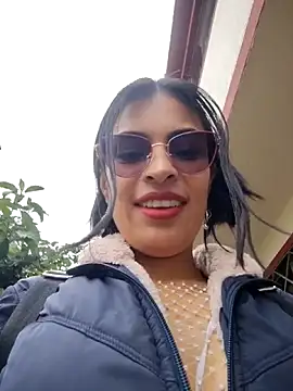 Snapshot of Astrid-- chatting on May 29, 3:10 pm Astrid-- online show from May 29, 3:10 pm