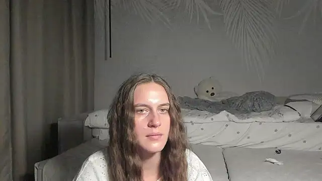 Snapshot of HarleyDeess chatting on November 7, 2:55 am HarleyDeess online show from November 7, 2:55 am