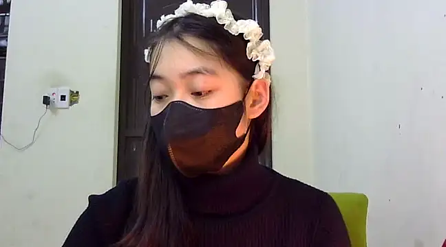 Snapshot of DA-EUN chatting on February 25, 4:24 am DA-EUN online show from February 25, 4:24 am