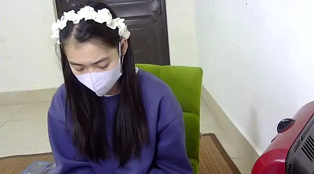 Snapshot of DA-EUN chatting on March 11, 9:02 am DA-EUN online show from March 11, 9:02 am