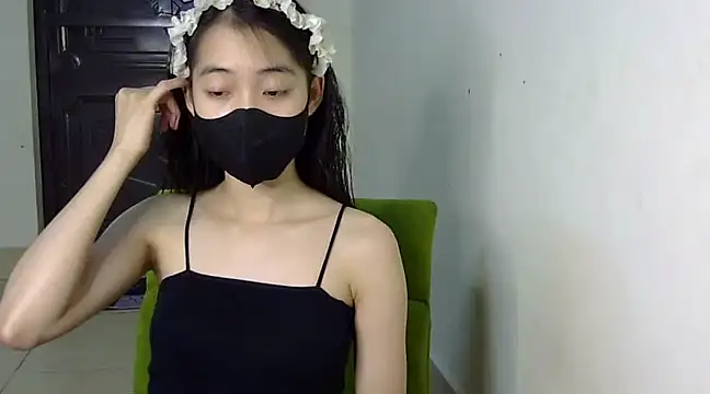 Snapshot of DA-EUN chatting on March 23, 8:59 am DA-EUN online show from March 23, 8:59 am