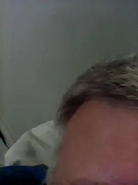 Snapshot of Jbirdb48 chatting on December 22, 11:41 pm Jbirdb48 online show from December 22, 11:41 pm