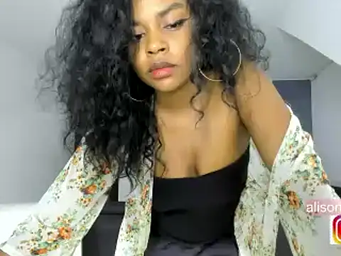 alison-ker3 online show from December 4, 10:35 am