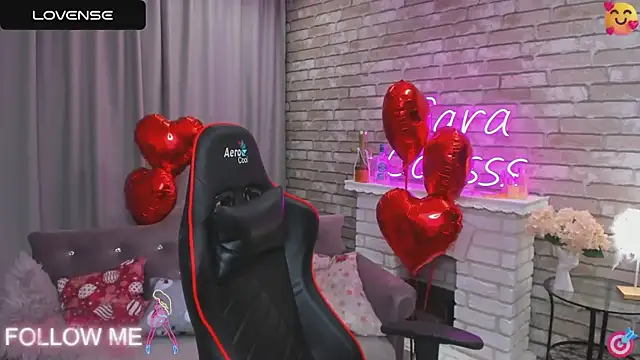 SarahCoksss online show from February 16, 3:58 am