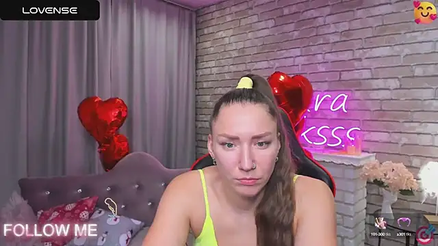 SarahCoksss online show from February 19, 3:28 am