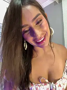 Mau White online show from February 24, 9:31 pm