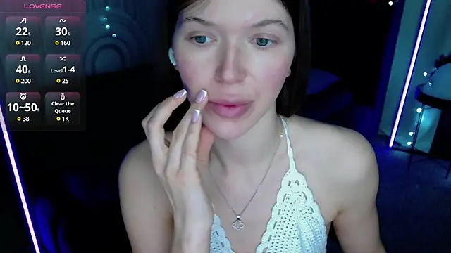 Snapshot of viviann_evans chatting on December 28, 4:08 am viviann evans online show from December 28, 4:08 am