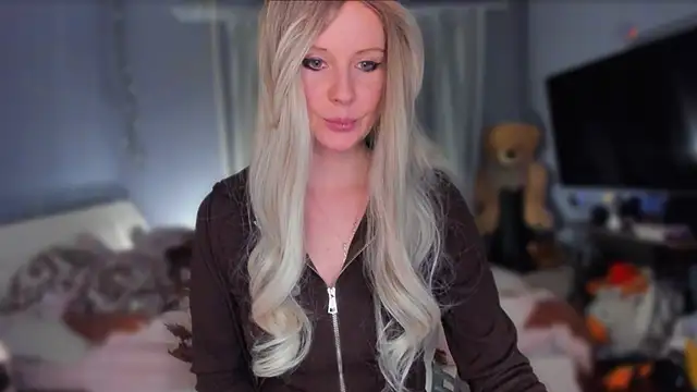 KlementinaBbG online show from February 15, 8:38 pm