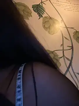 ambar-adaams online show from May 14, 1:23 am