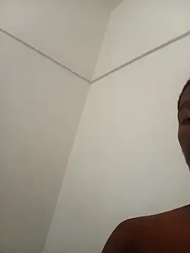 Vuyokaki online show from February 4, 8:31 am