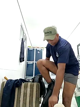 Mailsonp online show from February 4, 4:57 pm