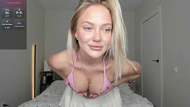 sarahphyllis online show from April 23, 9:06 pm