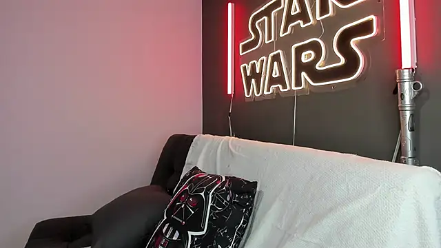 Snapshot of miiss_anna chatting on January 18, 11:00 am miiss anna online show from January 18, 11:00 am