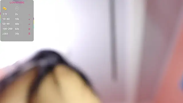 Snapshot of miiss_anna chatting on September 18, 11:01 am miiss anna online show from September 18, 11:01 am