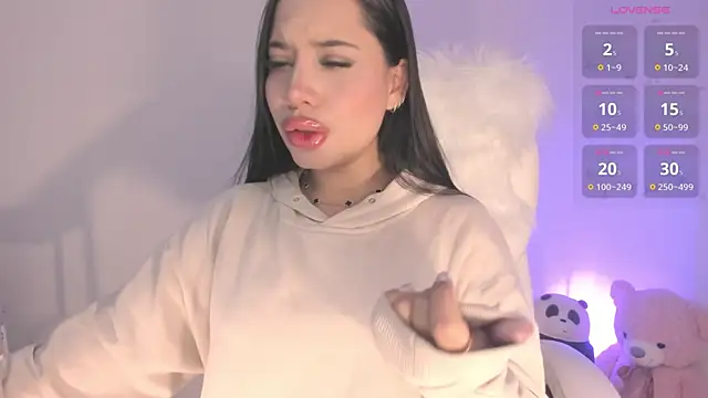 LauraSweett online show from November 6, 12:50 pm