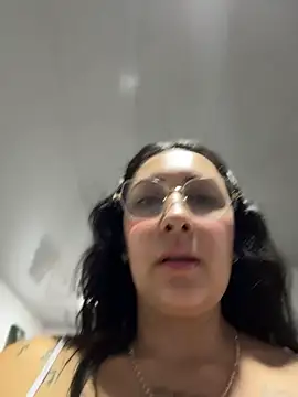 my-kitty online show from May 10, 2:06 am