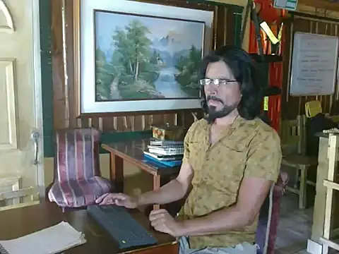 Snapshot of Dr_Pocholate84 chatting on May 18, 8:14 pm Dr Pocholate84 online show from May 18, 8:14 pm