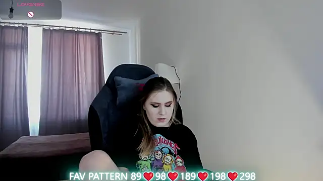 Olivia Munk online show from March 15, 6:36 am