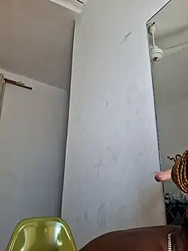 Kamdollie online show from October 12, 6:23 am