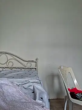 Kamdollie online show from April 24, 6:05 am