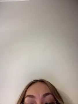 Snapshot of MichelleFerry_ chatting on January 11, 8:33 am MichelleFerry online show from January 11, 8:33 am