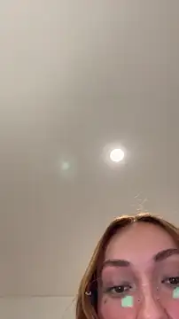 Snapshot of MichelleFerry_ chatting on October 28, 12:58 am MichelleFerry online show from October 28, 12:58 am