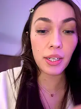 MichelleFerry  online show from February 7, 4:05 am