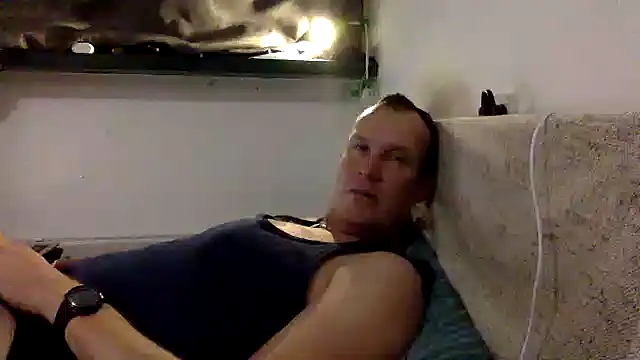 dlvis12 online show from December 2, 8:15 pm