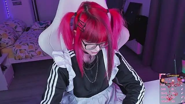 Yumi Youkai online show from September 18, 8:00 pm