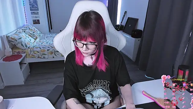 Snapshot of Yumi_Youkai chatting on June 8, 2:06 pm Yumi Youkai online show from June 8, 2:06 pm