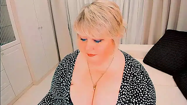 BIGTITSBBW online show from March 17, 7:17 pm